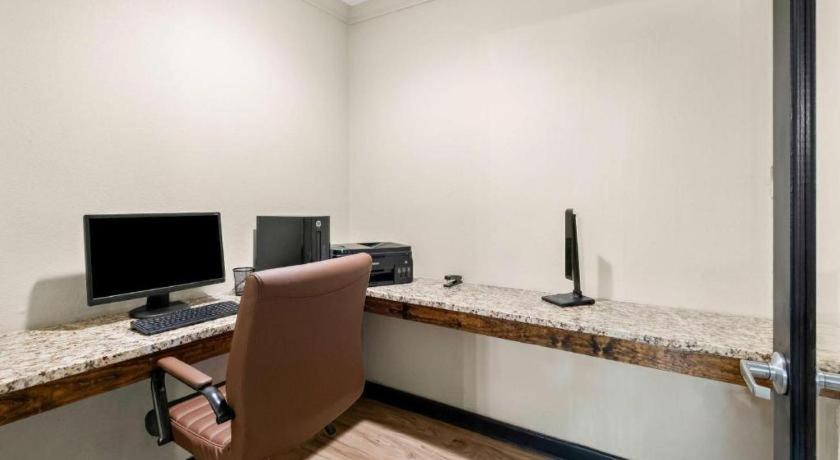 Best Western George West Executive Inn מראה חיצוני תמונה