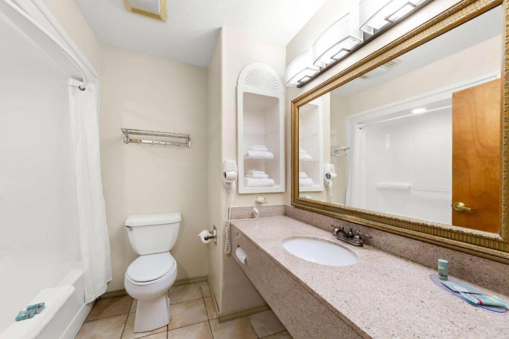Best Western George West Executive Inn מראה חיצוני תמונה