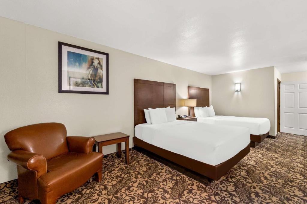 Best Western George West Executive Inn מראה חיצוני תמונה